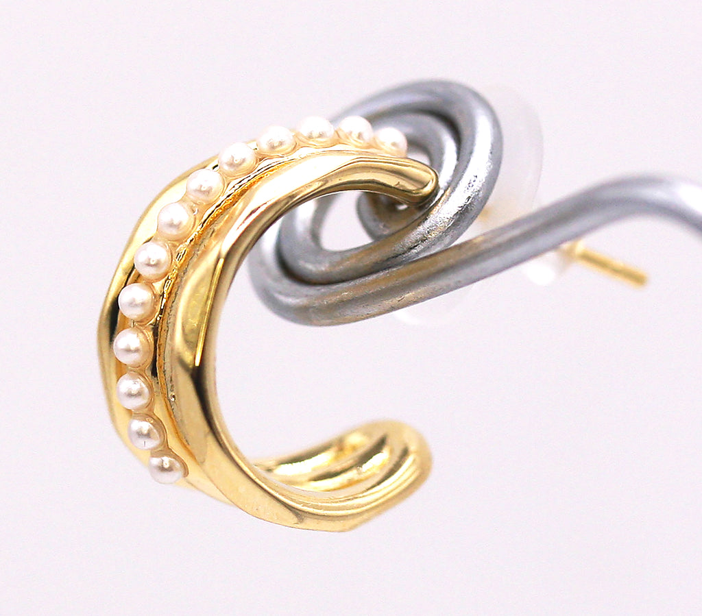 Freshwater Pearl women's gold plated hoop Earrings 2 mm pearls