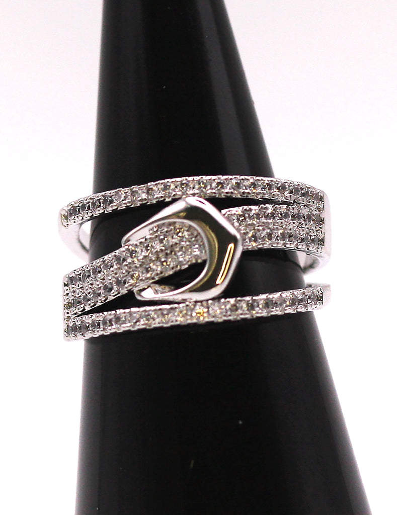 Women's ring in Gold or Silver/Rhodium plating. Belt pattern with zircon gemstones.