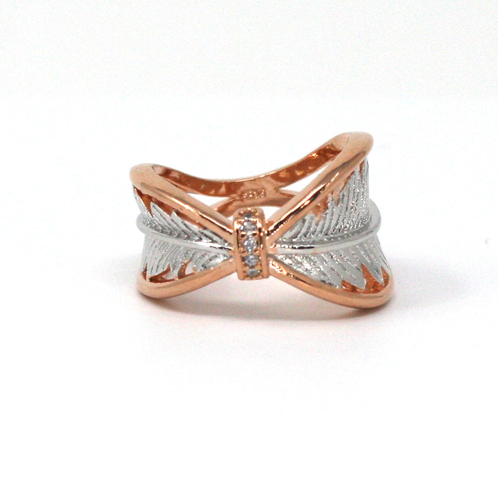 Rose Gold plated women's ring. Feather pattern and zircon gemstones - Ring 4