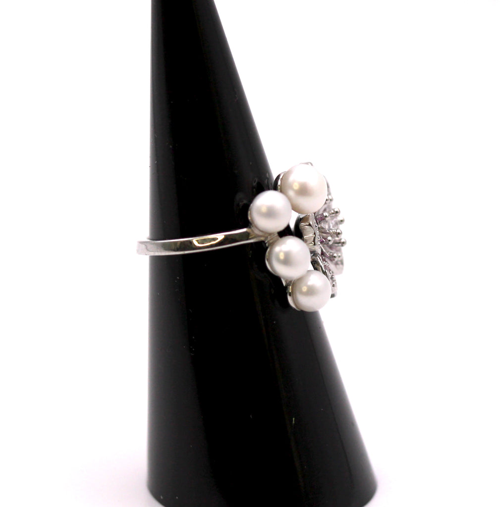 Ring with crystals and freshwater pearls JD 437