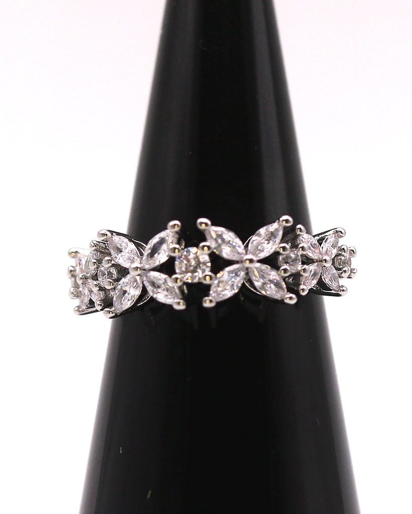 Rose Valade Collection women's ring silver/rhodium plated with zircon gemstones.