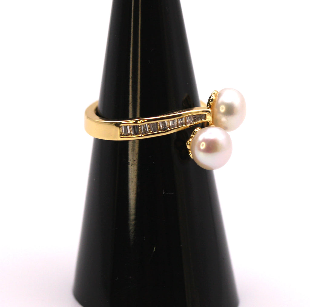 Ring with freshwater pearls JD 489