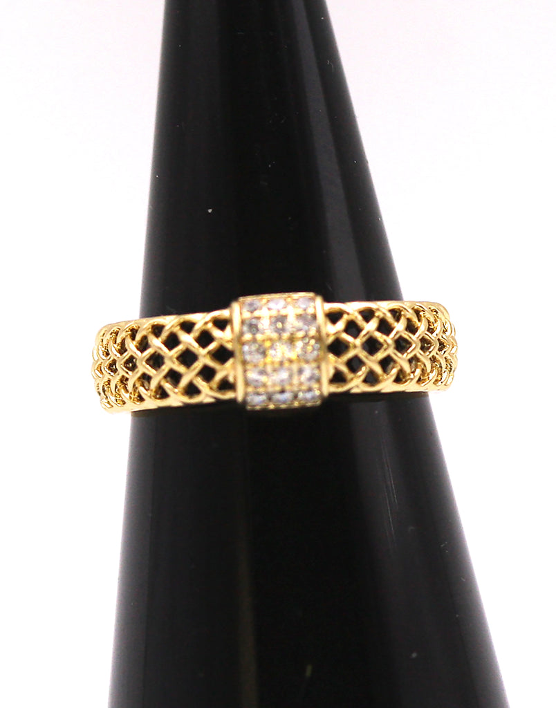 Yellow gold plated women's ring with zircon gemstones. face view