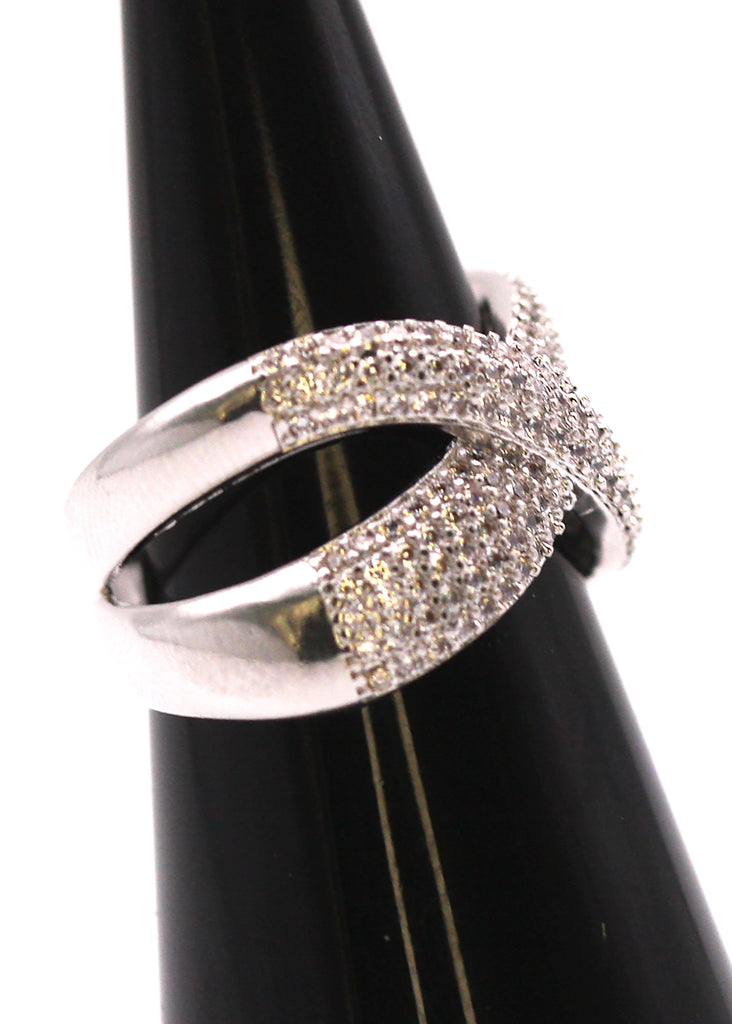 Women's ring in Gold or Silver/Rhodium plating. X pattern with zircon gemstones. M - 3579